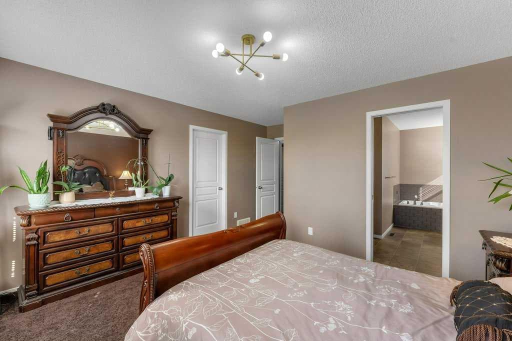 66 Reunion Grove NW