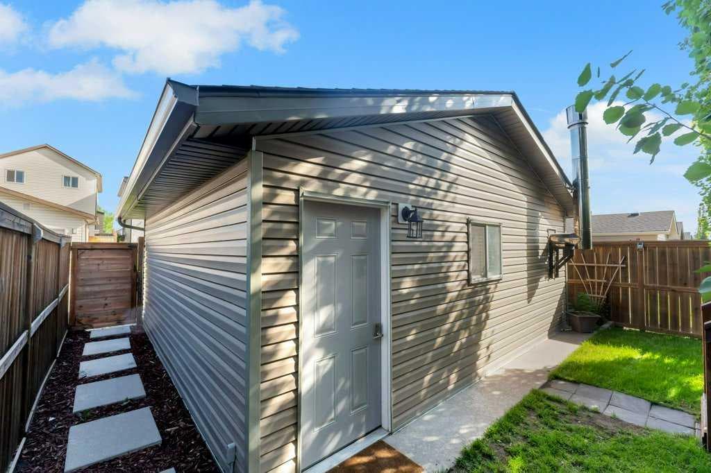 66 Reunion Grove NW