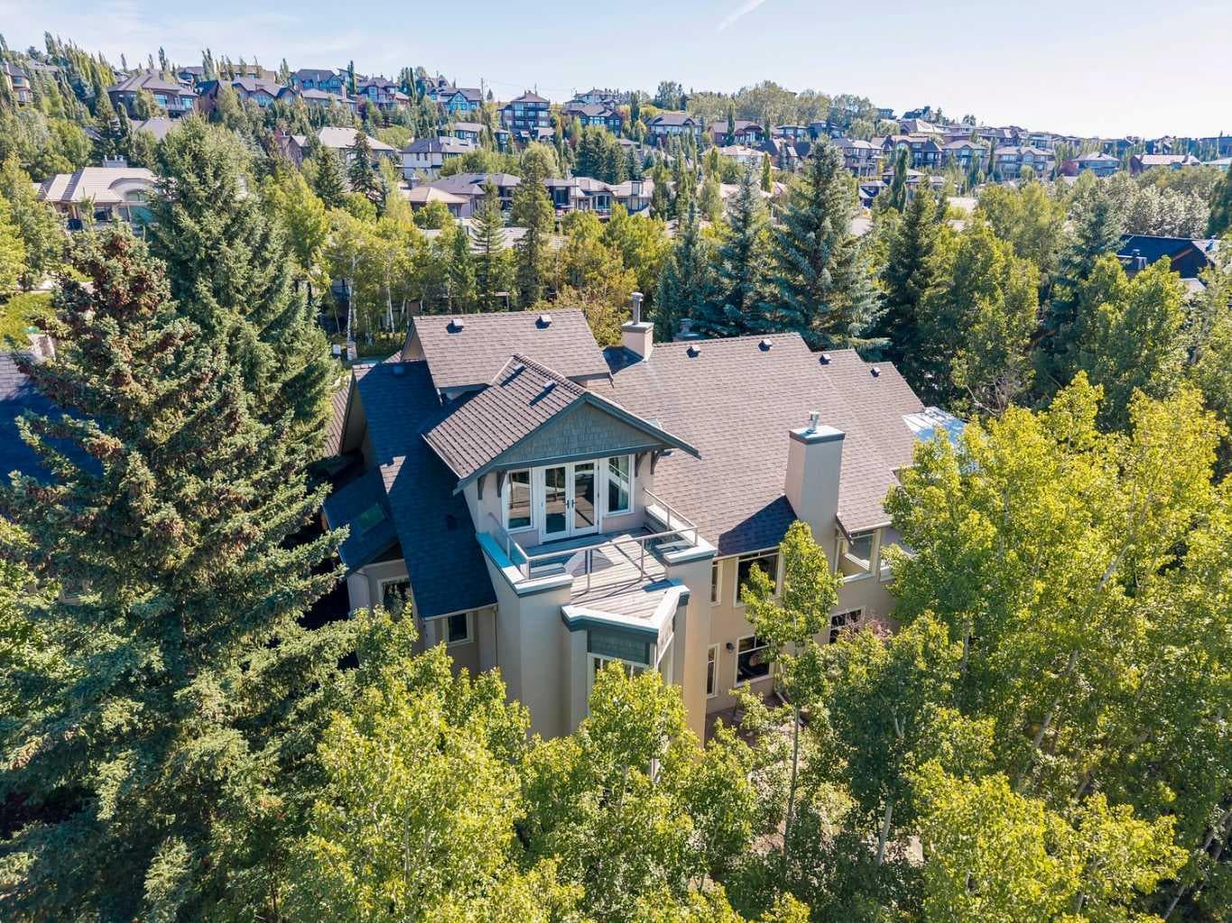 68 Spring Valley Way SW