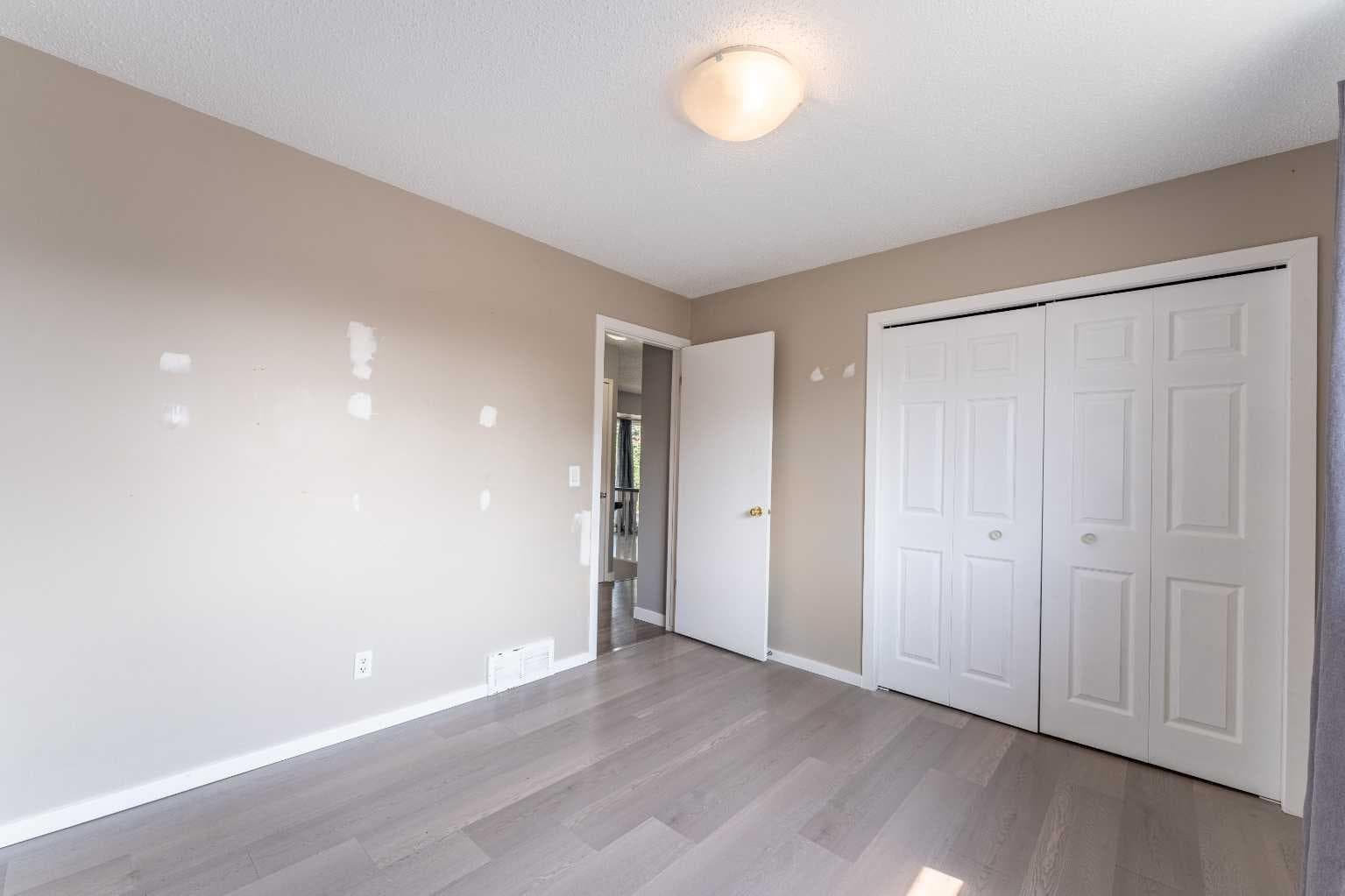 84 Templehill Drive NE