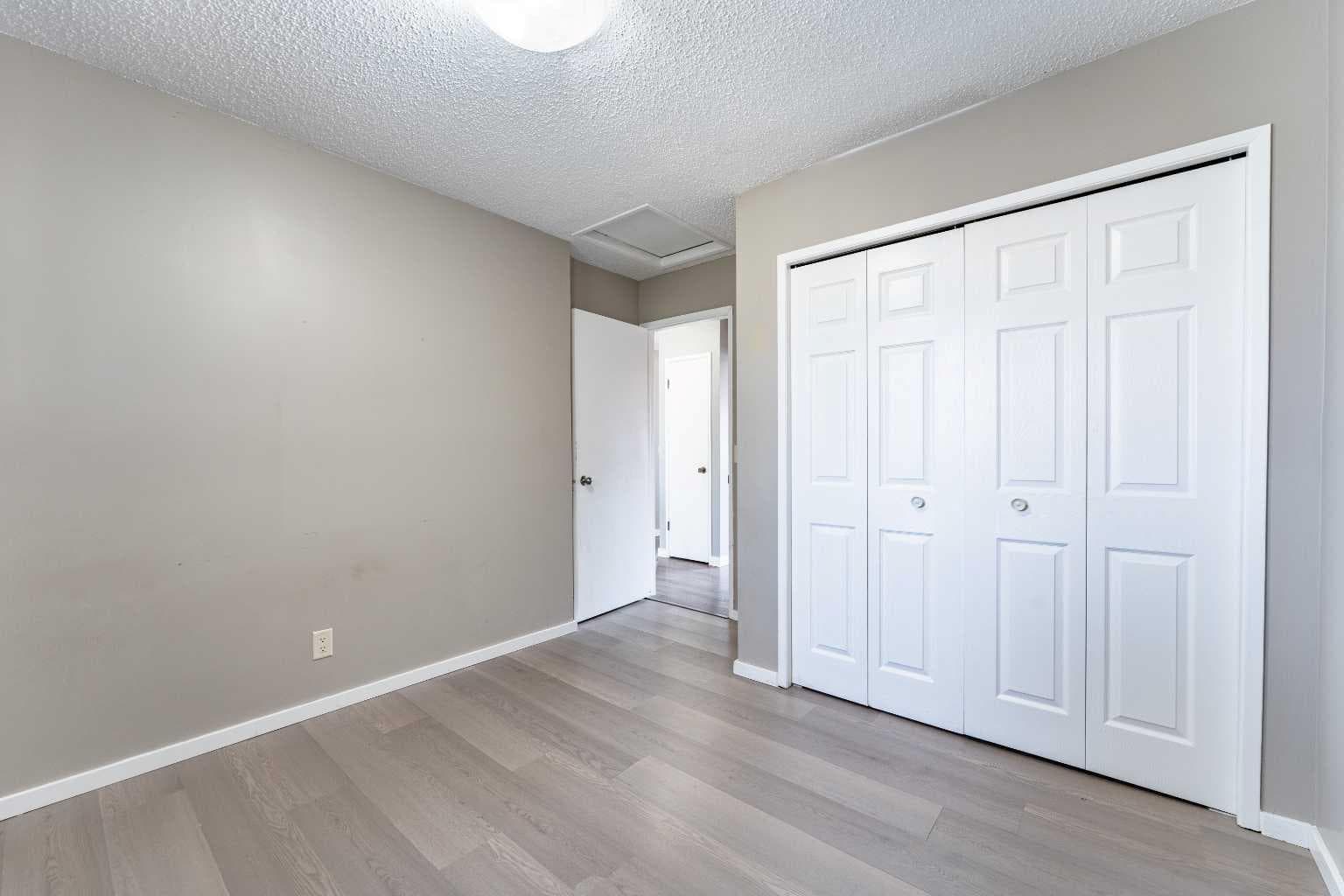 84 Templehill Drive NE