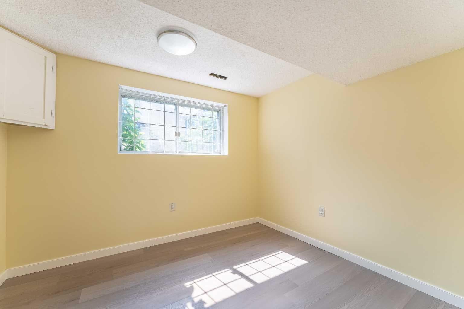 84 Templehill Drive NE