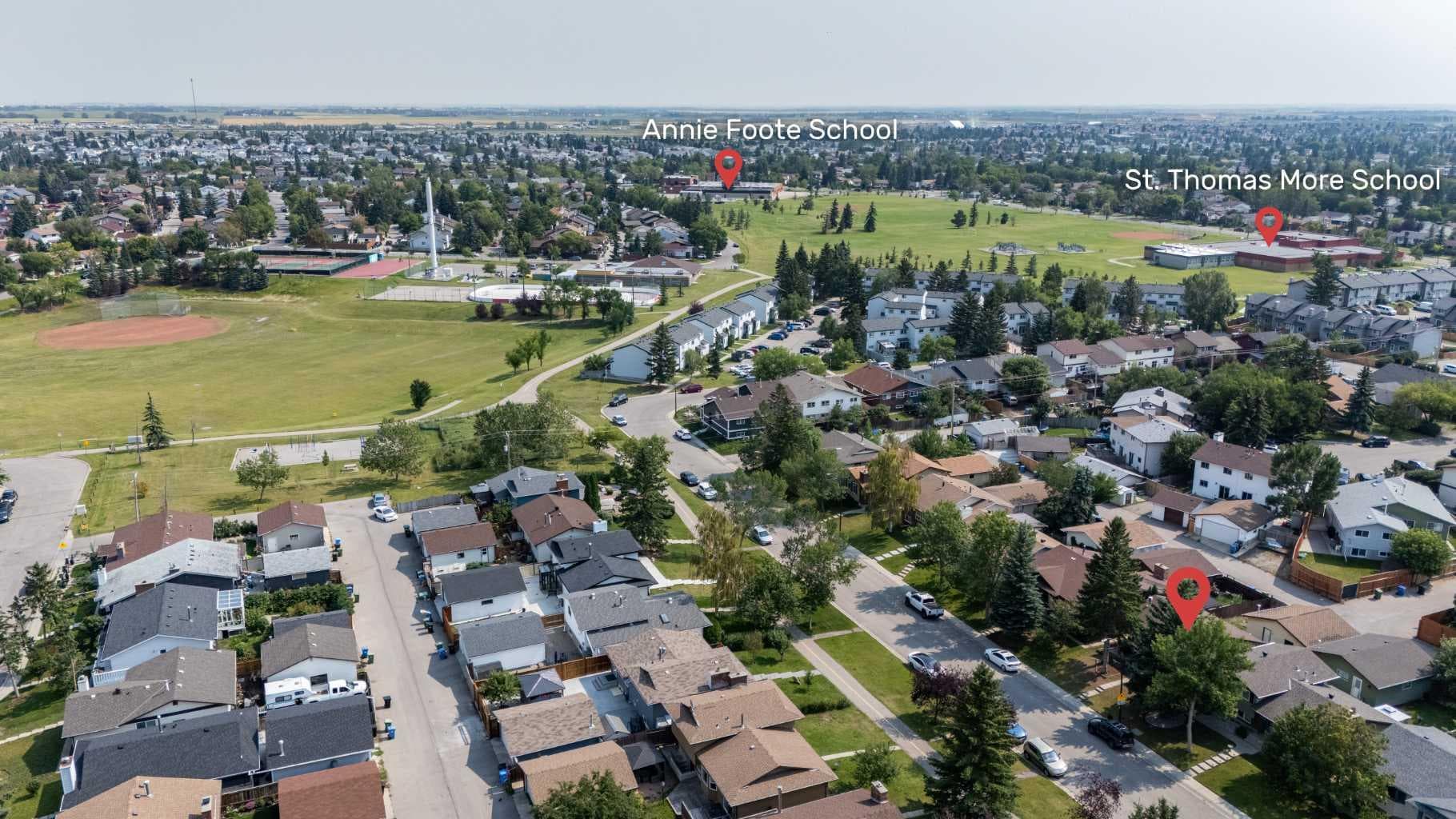 84 Templehill Drive NE