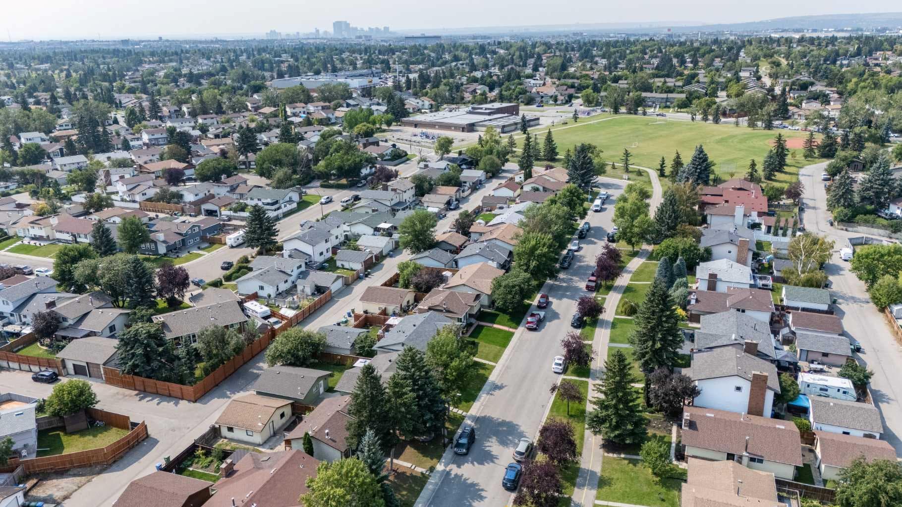 84 Templehill Drive NE