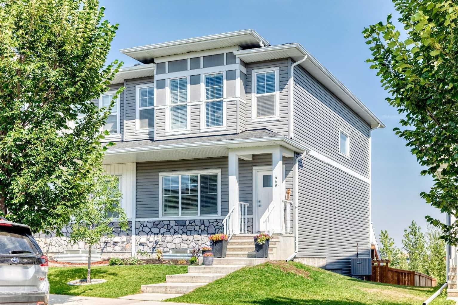 449 West Lakeview Drive 