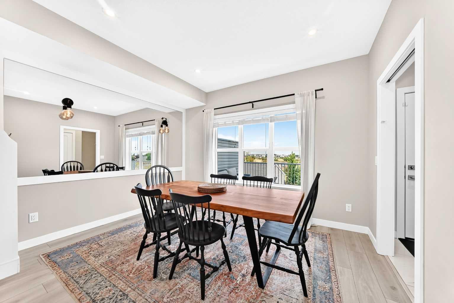 449 West Lakeview Drive 