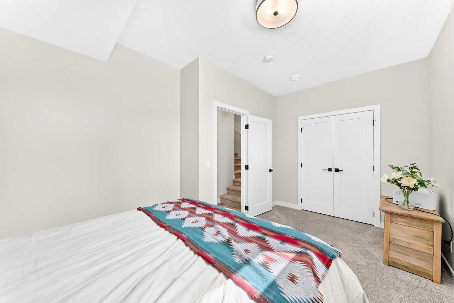 449 West Lakeview Drive 