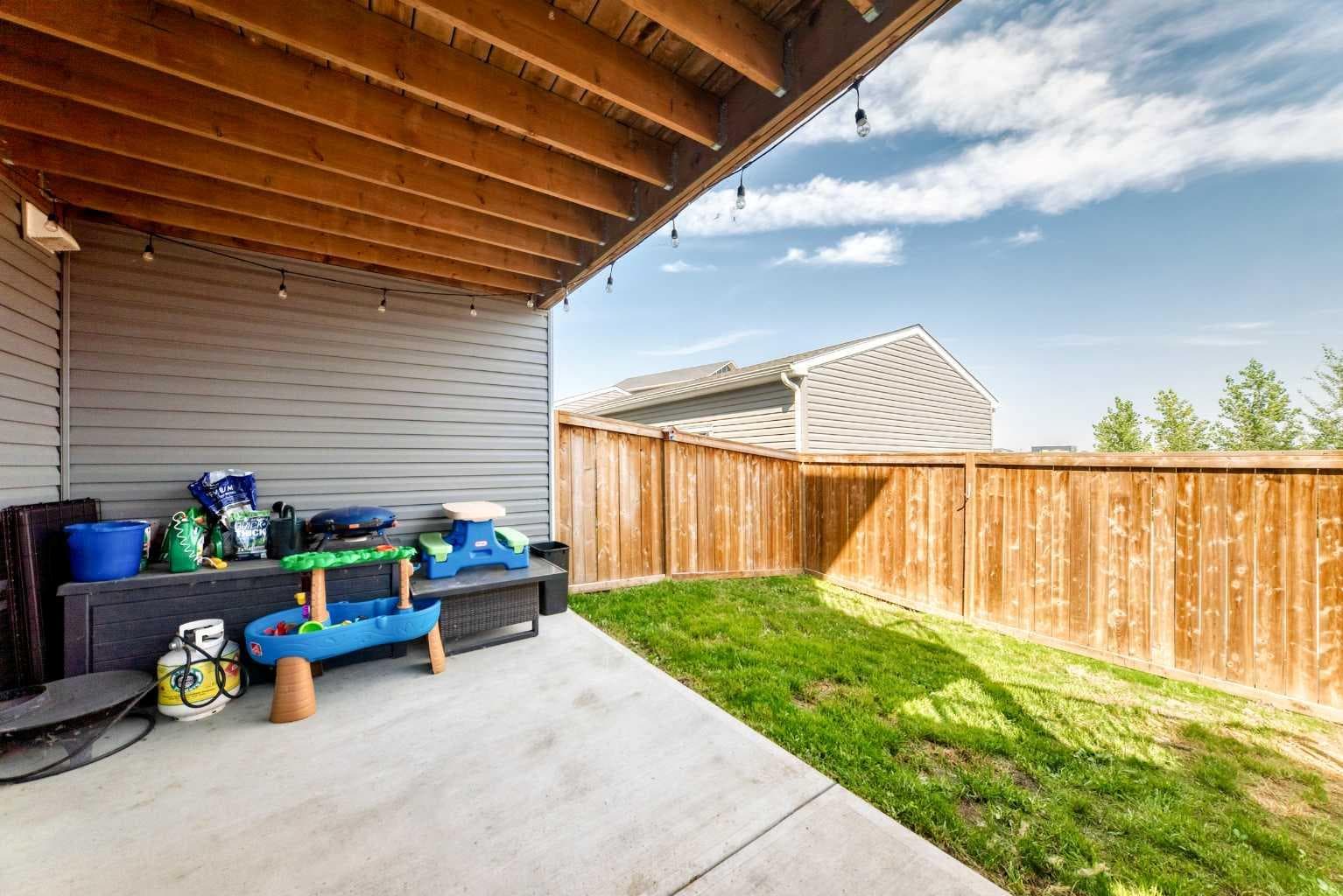 449 West Lakeview Drive 