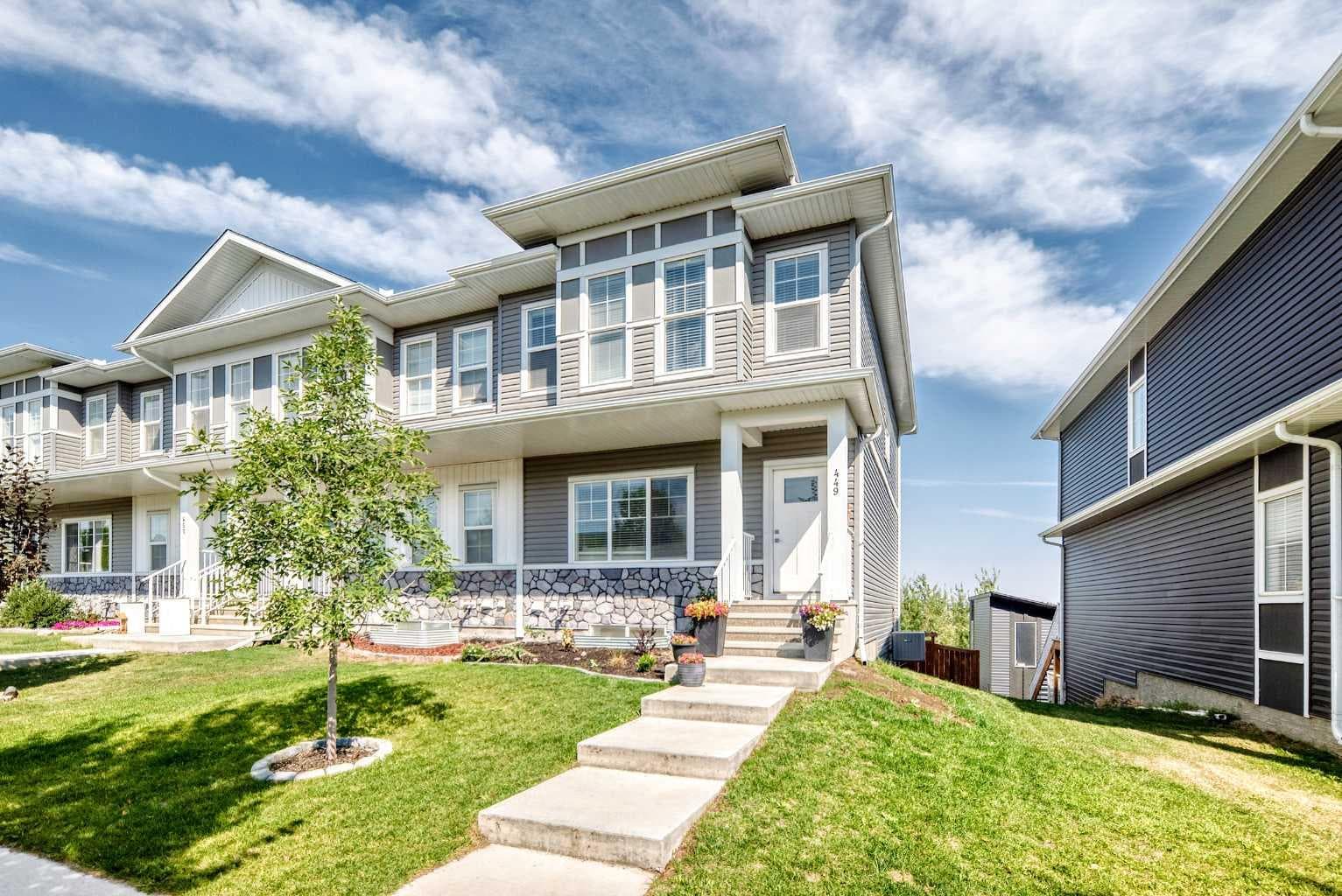449 West Lakeview Drive 