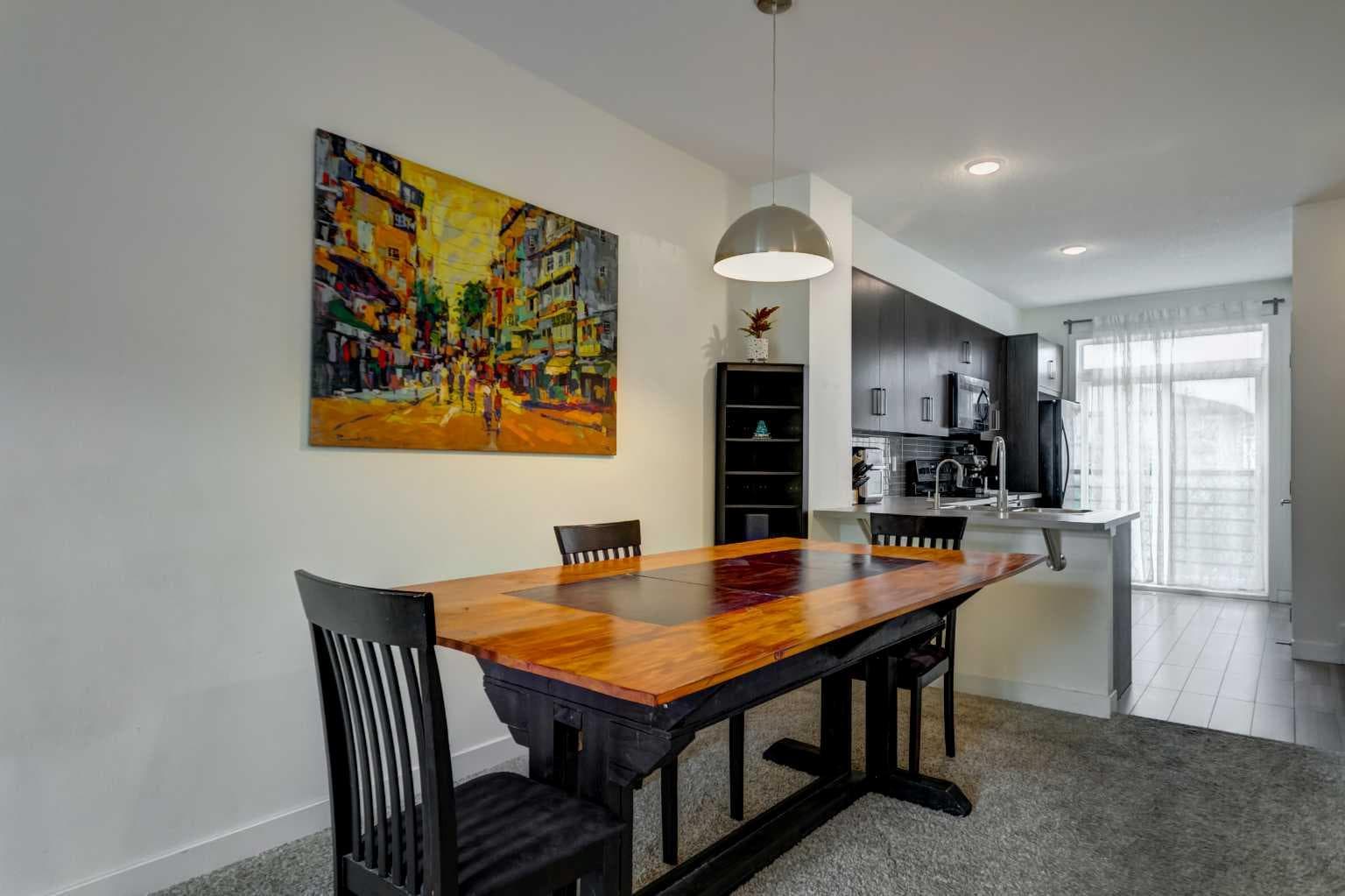 372 Walden Parade SE