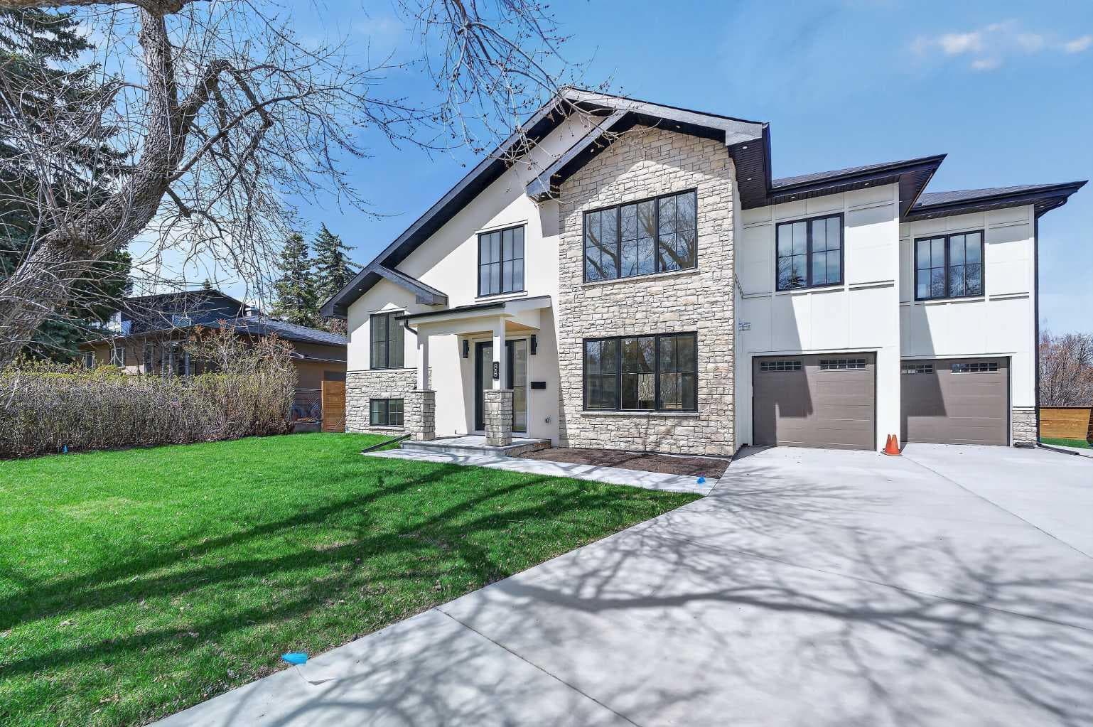 88 Woodlark Drive SW