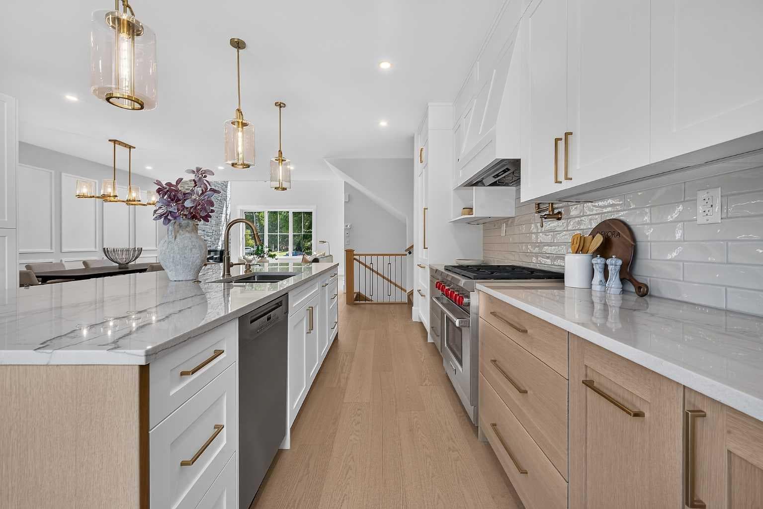 88 Woodlark Drive SW