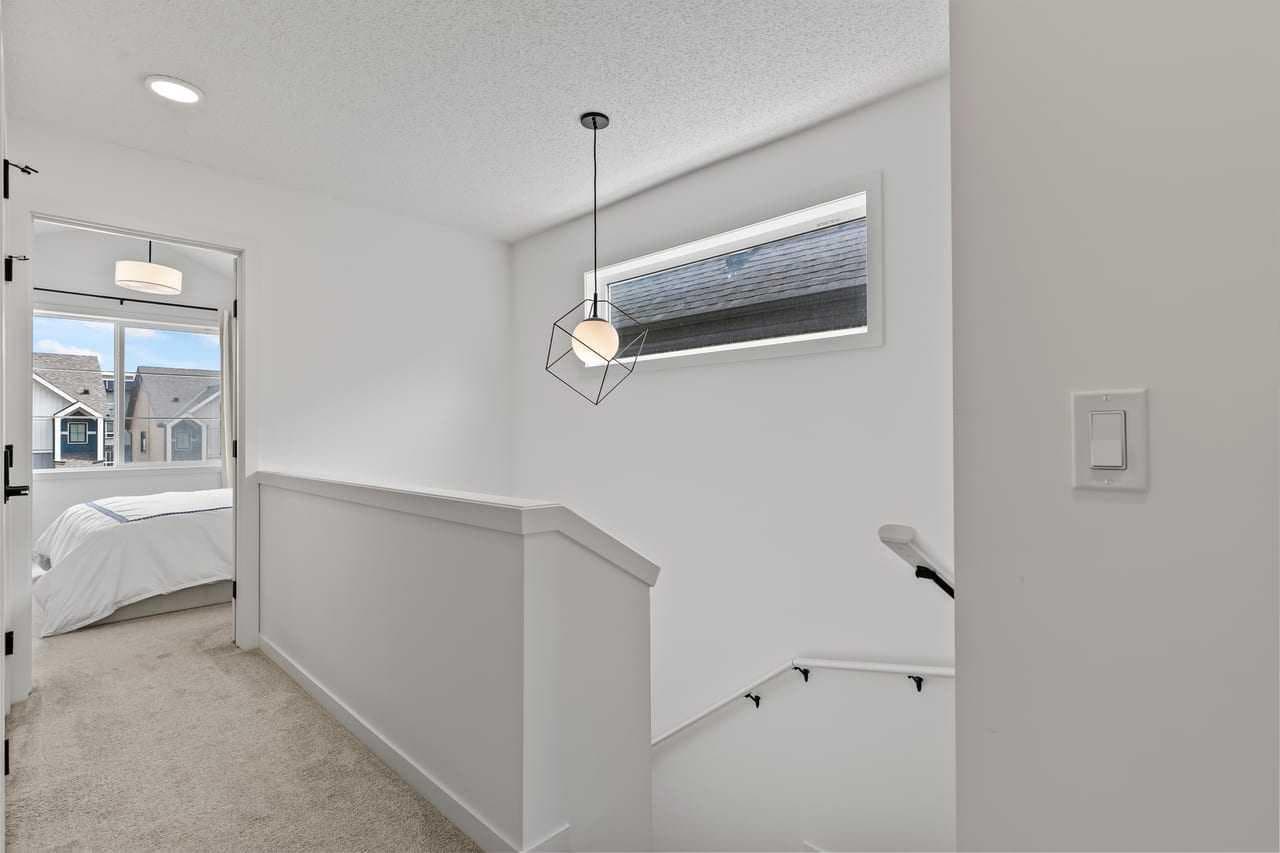 37 Sage Hill Path NW