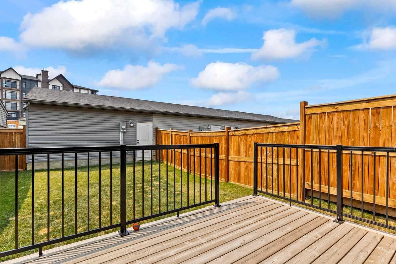 37 Sage Hill Path NW