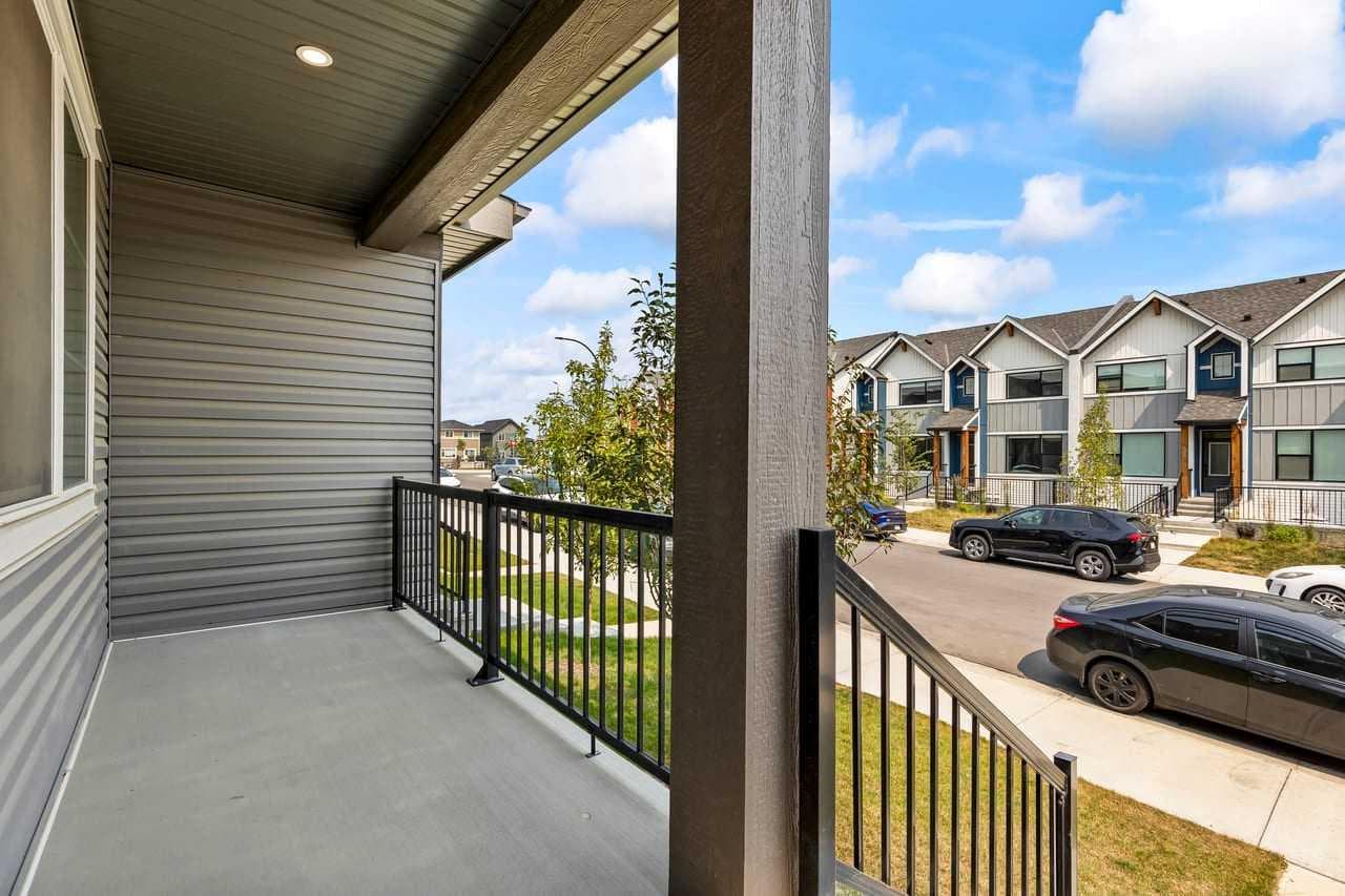 37 Sage Hill Path NW