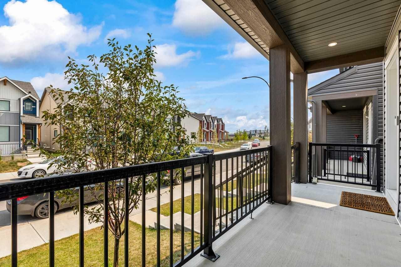 37 Sage Hill Path NW