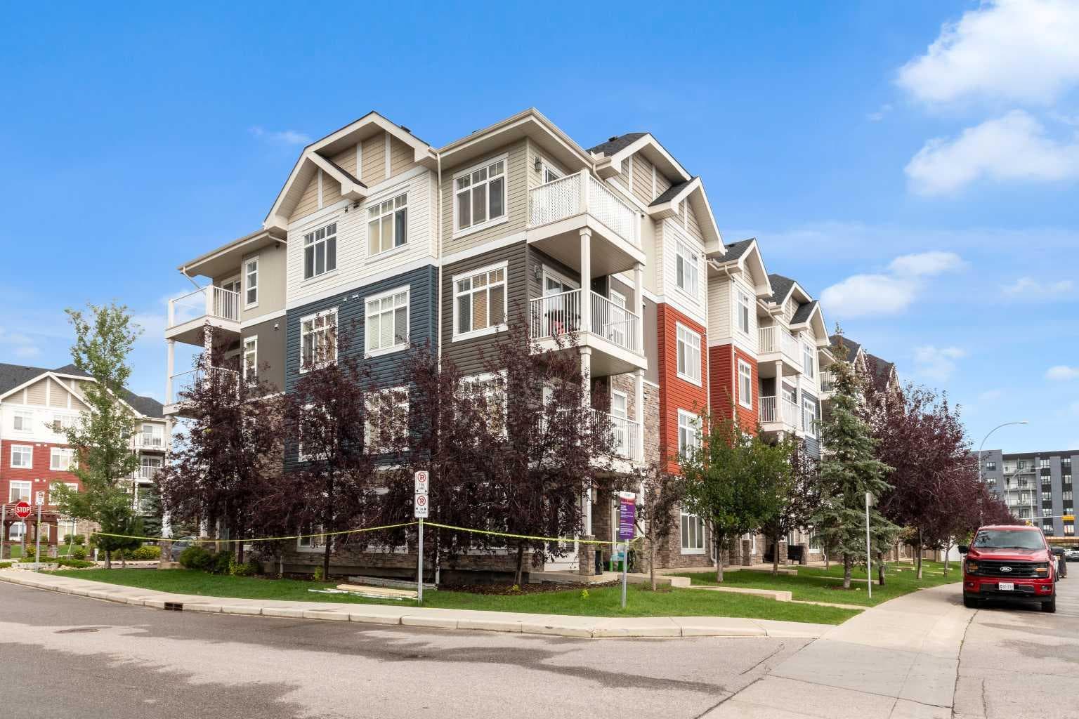 1209, 155 Skyview Ranch Way NE