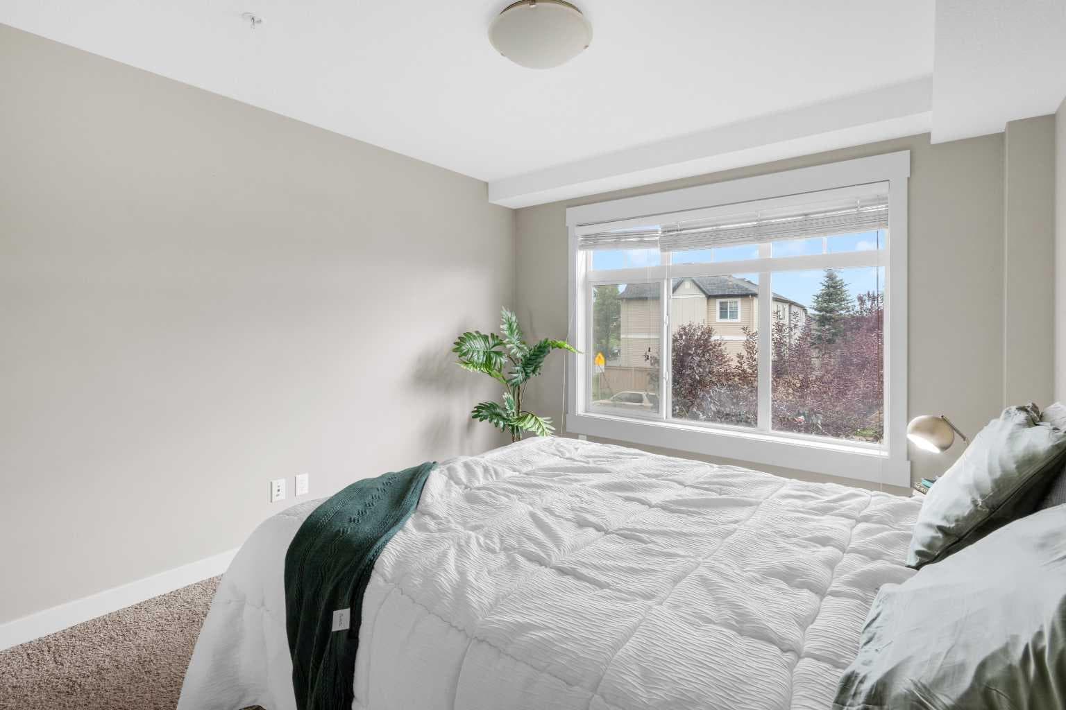 1209, 155 Skyview Ranch Way NE