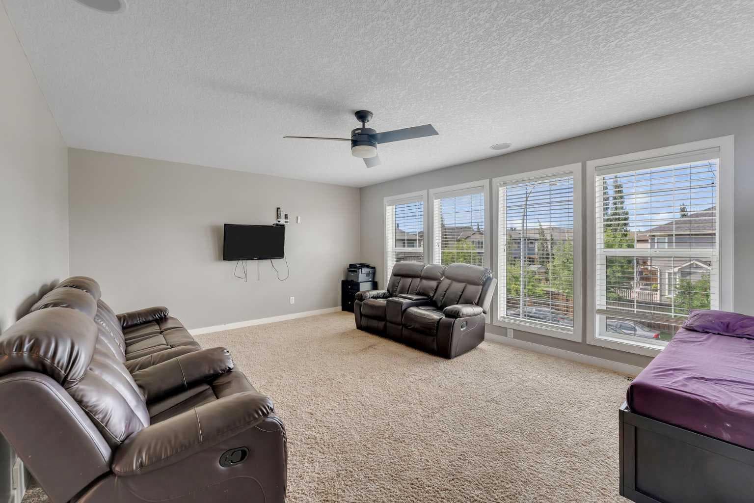130 Brightonwoods Grove SE