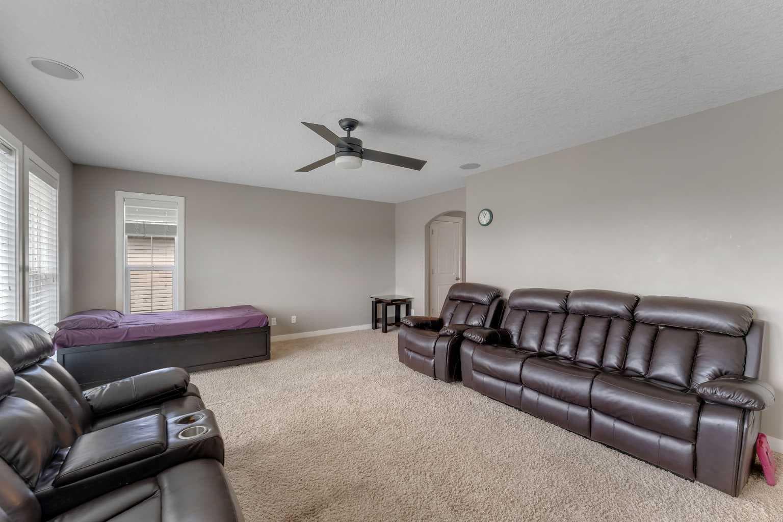 130 Brightonwoods Grove SE
