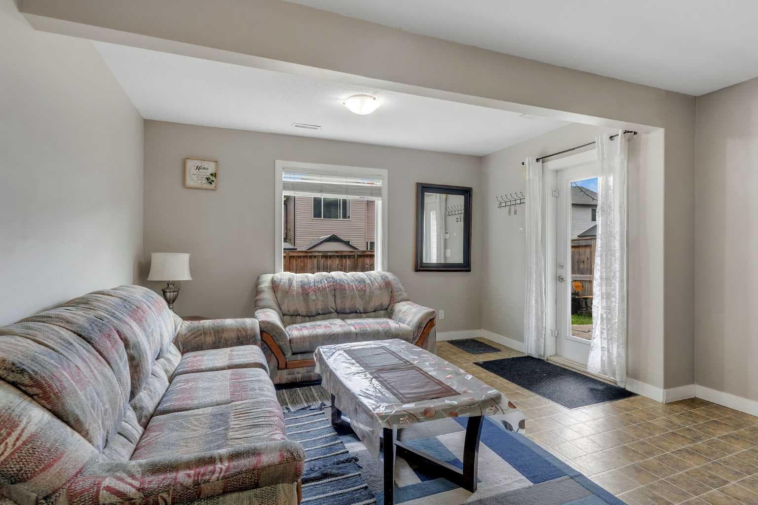 130 Brightonwoods Grove SE