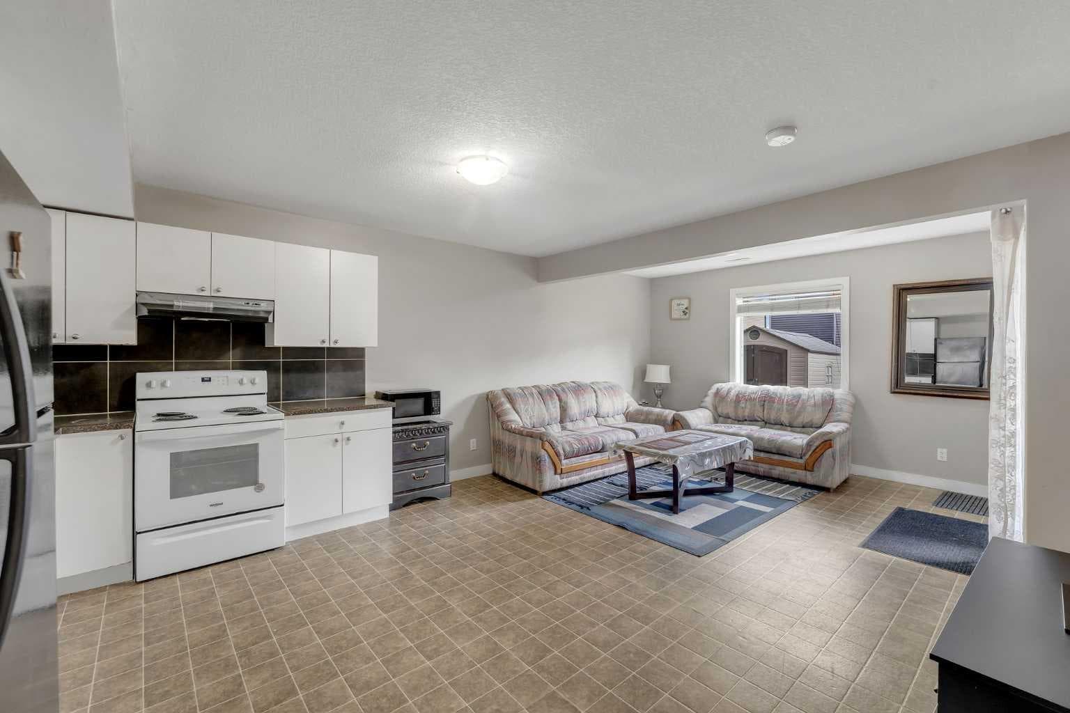 130 Brightonwoods Grove SE