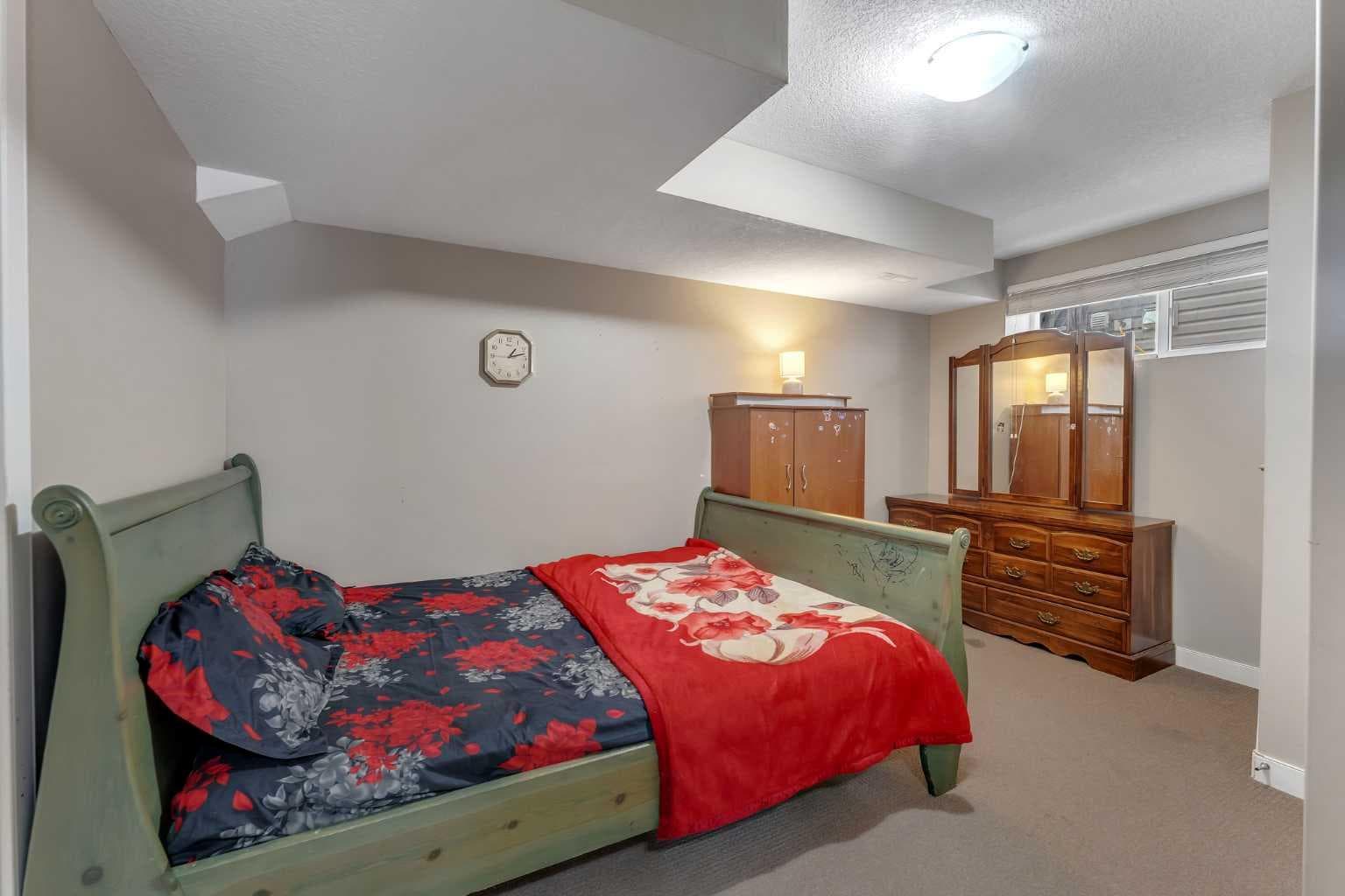 130 Brightonwoods Grove SE