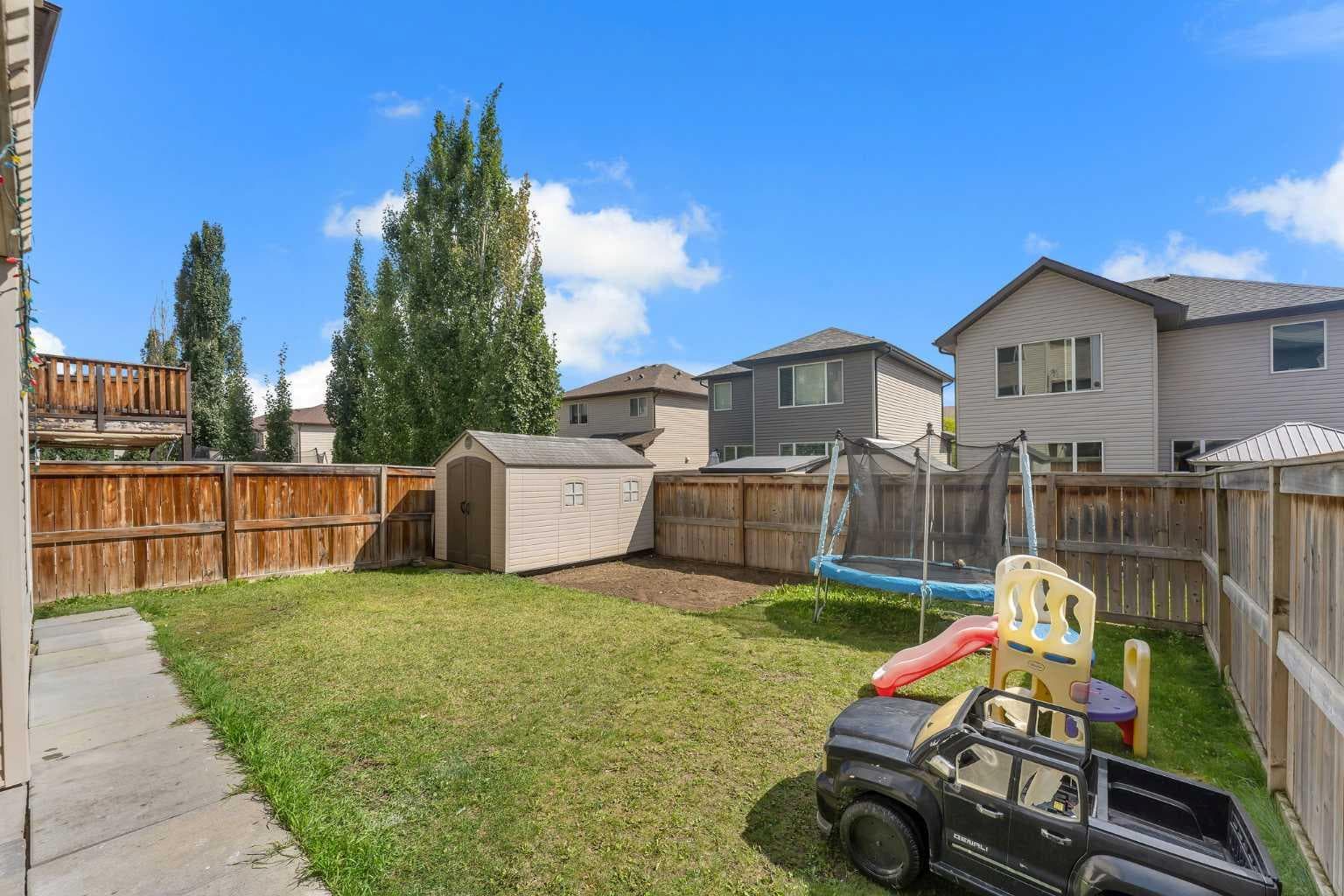 130 Brightonwoods Grove SE