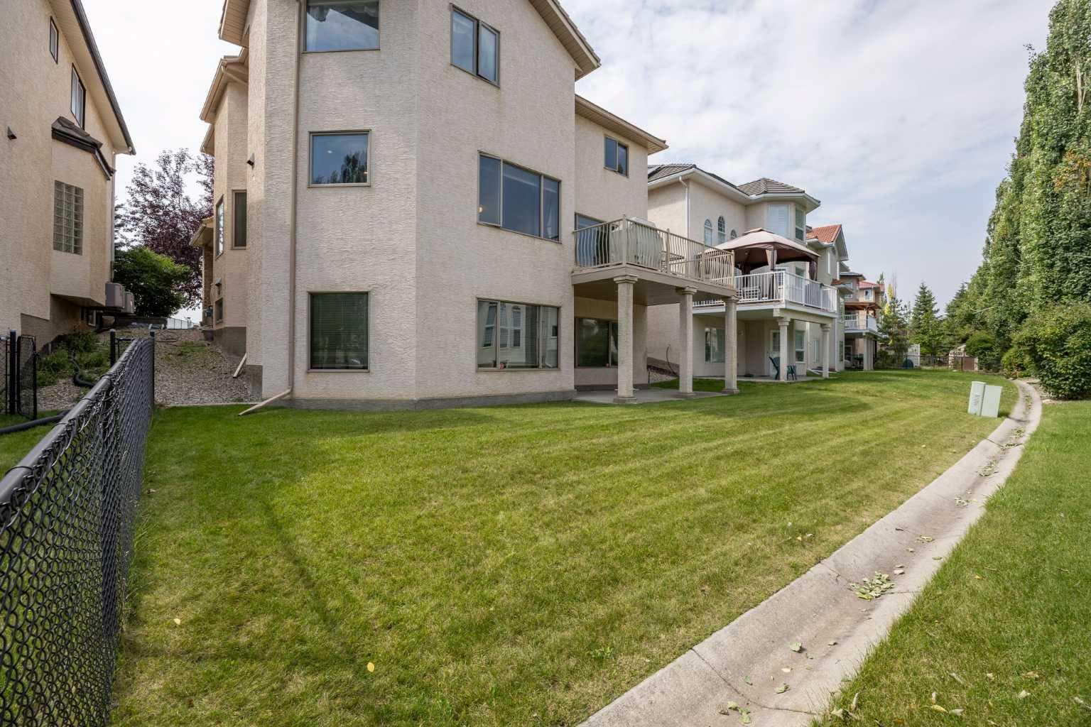 10385 Hamptons Boulevard NW