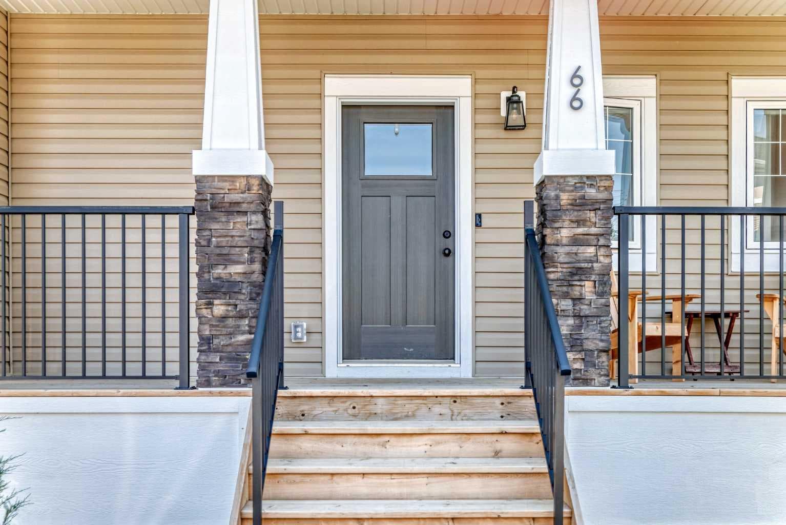 66 Rivercrest Common 