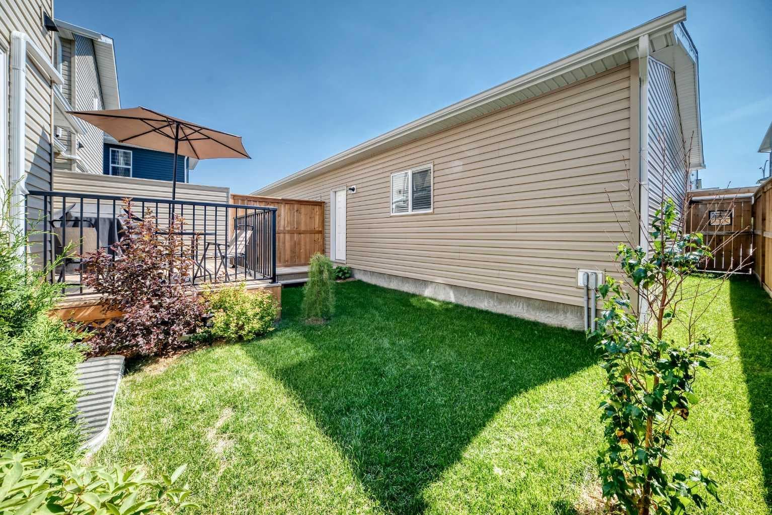 66 Rivercrest Common 