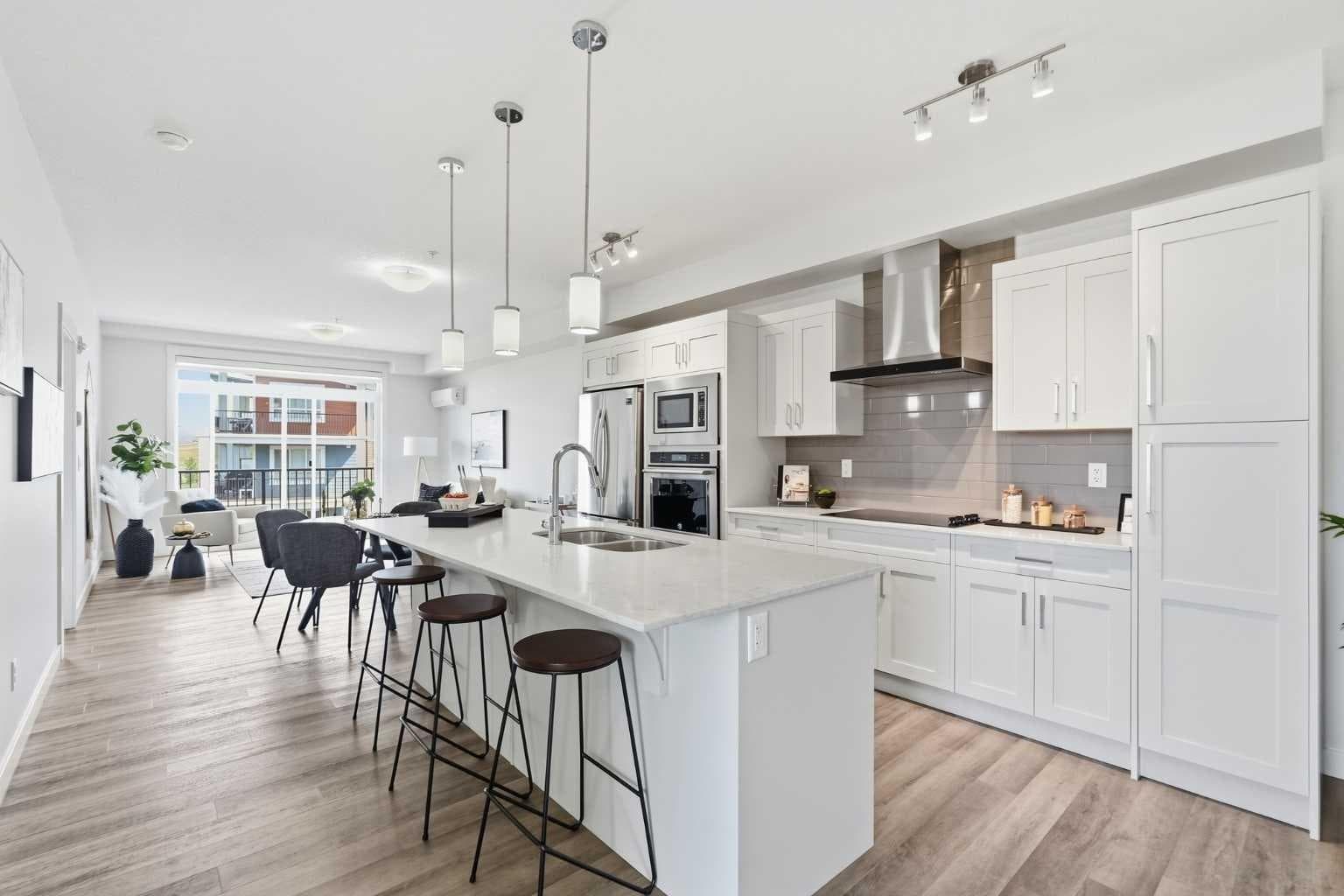 320, 20 Walgrove Walk SE