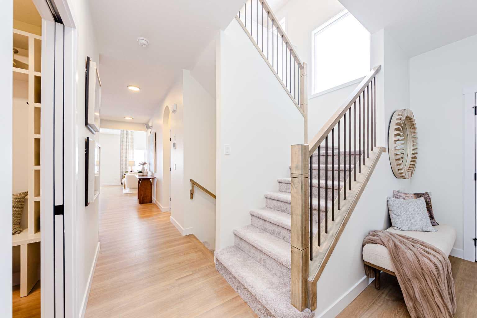 192 Buffaloberry Manor SE