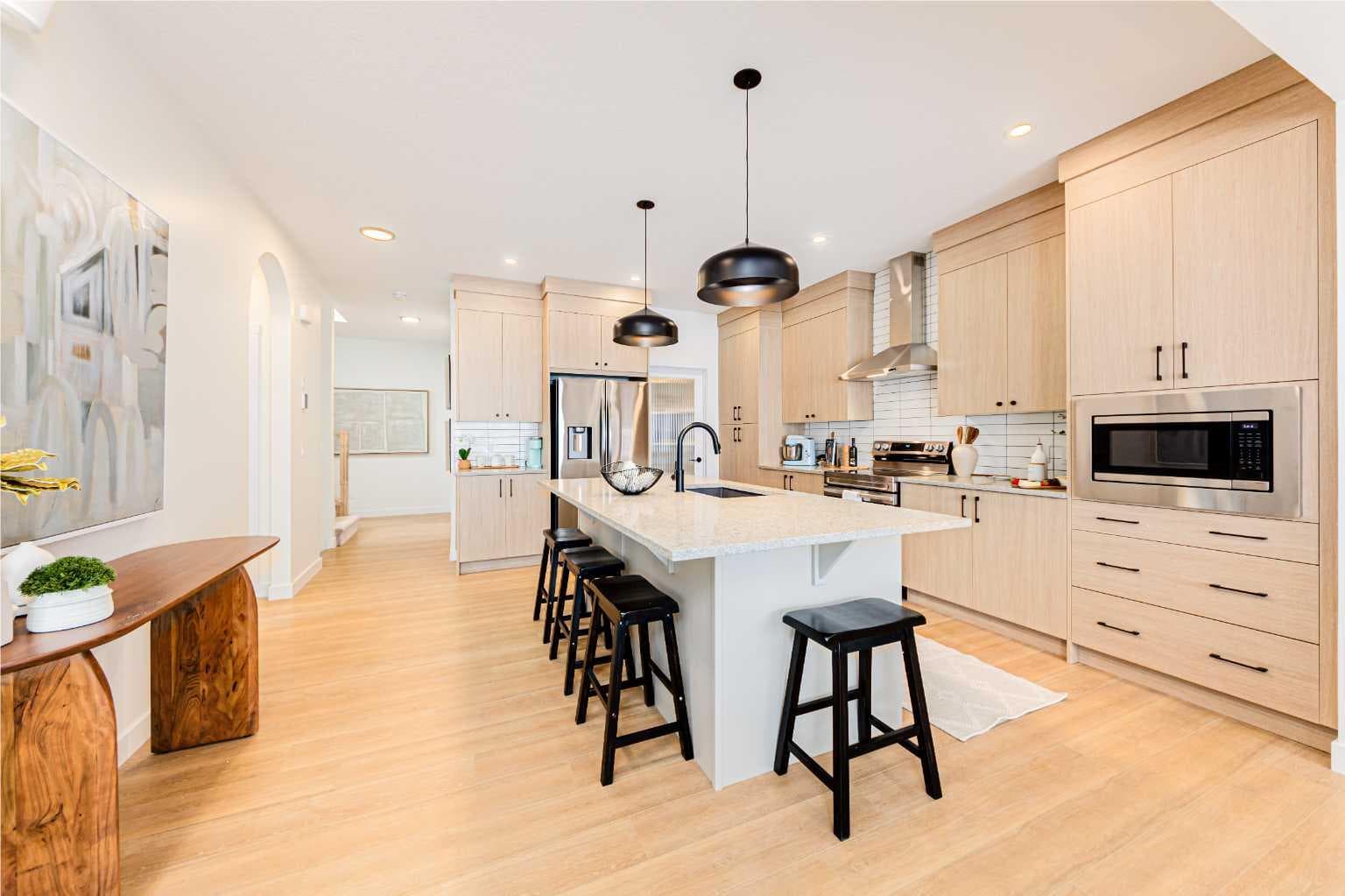 192 Buffaloberry Manor SE