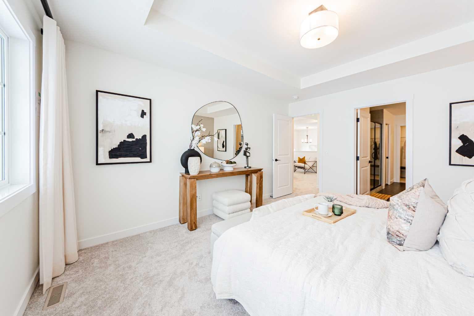 192 Buffaloberry Manor SE