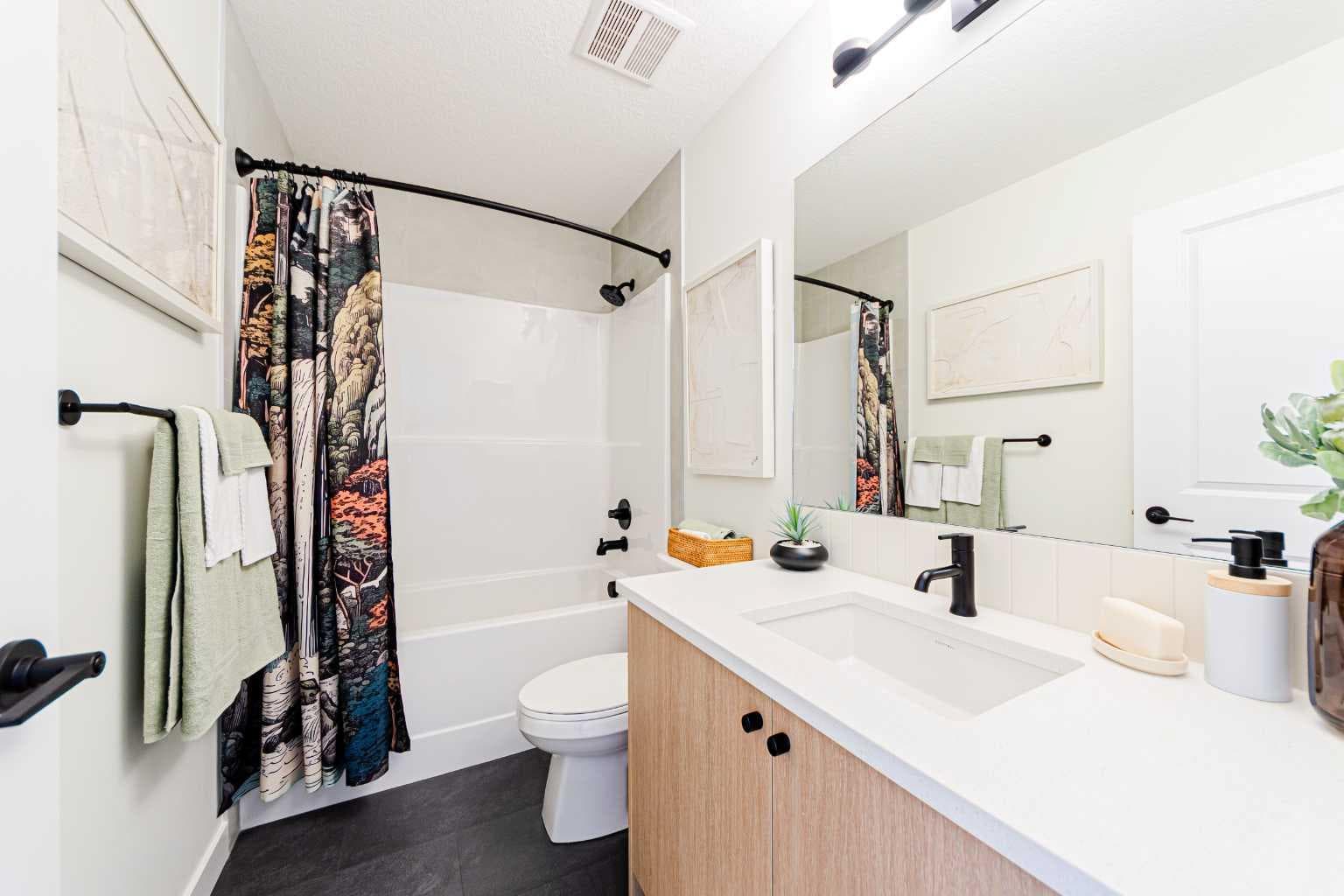 192 Buffaloberry Manor SE