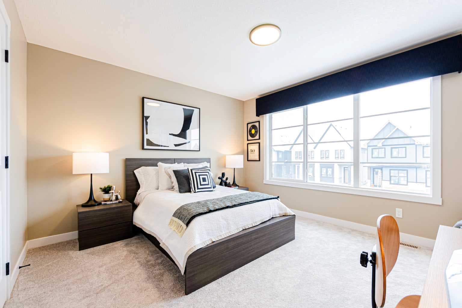 192 Buffaloberry Manor SE