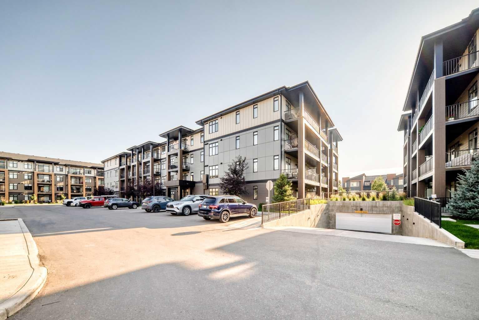 4208, 200 Seton Circle SE