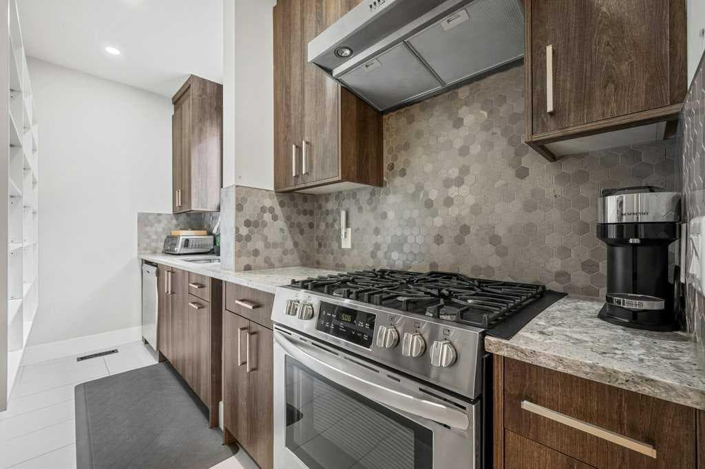 244 Sandpiper Boulevard 