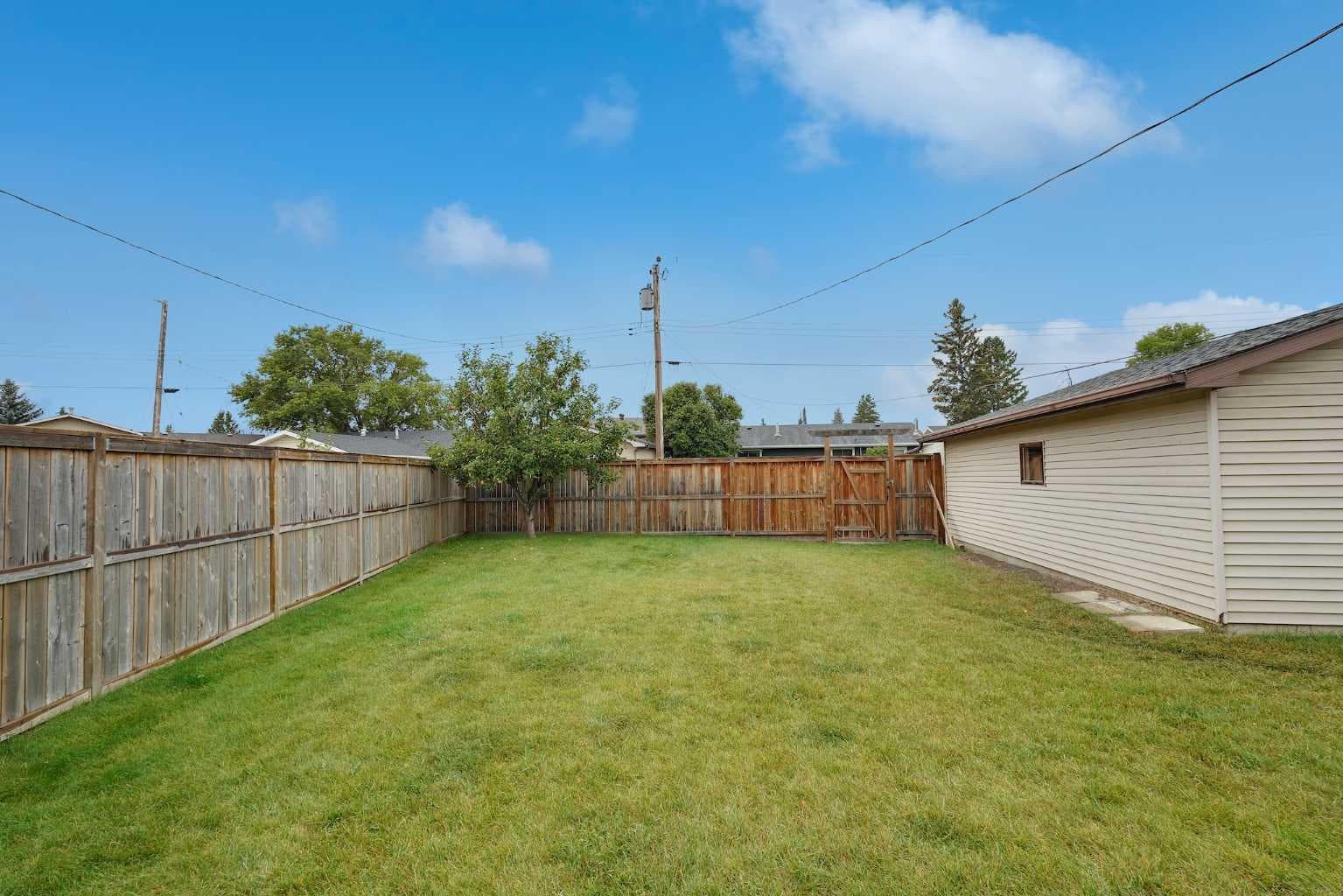 56 Penbrooke Place SE