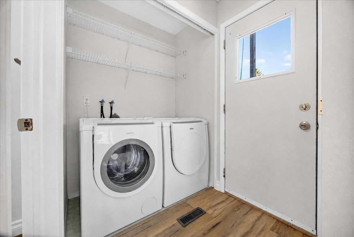 32 Patina Park SW