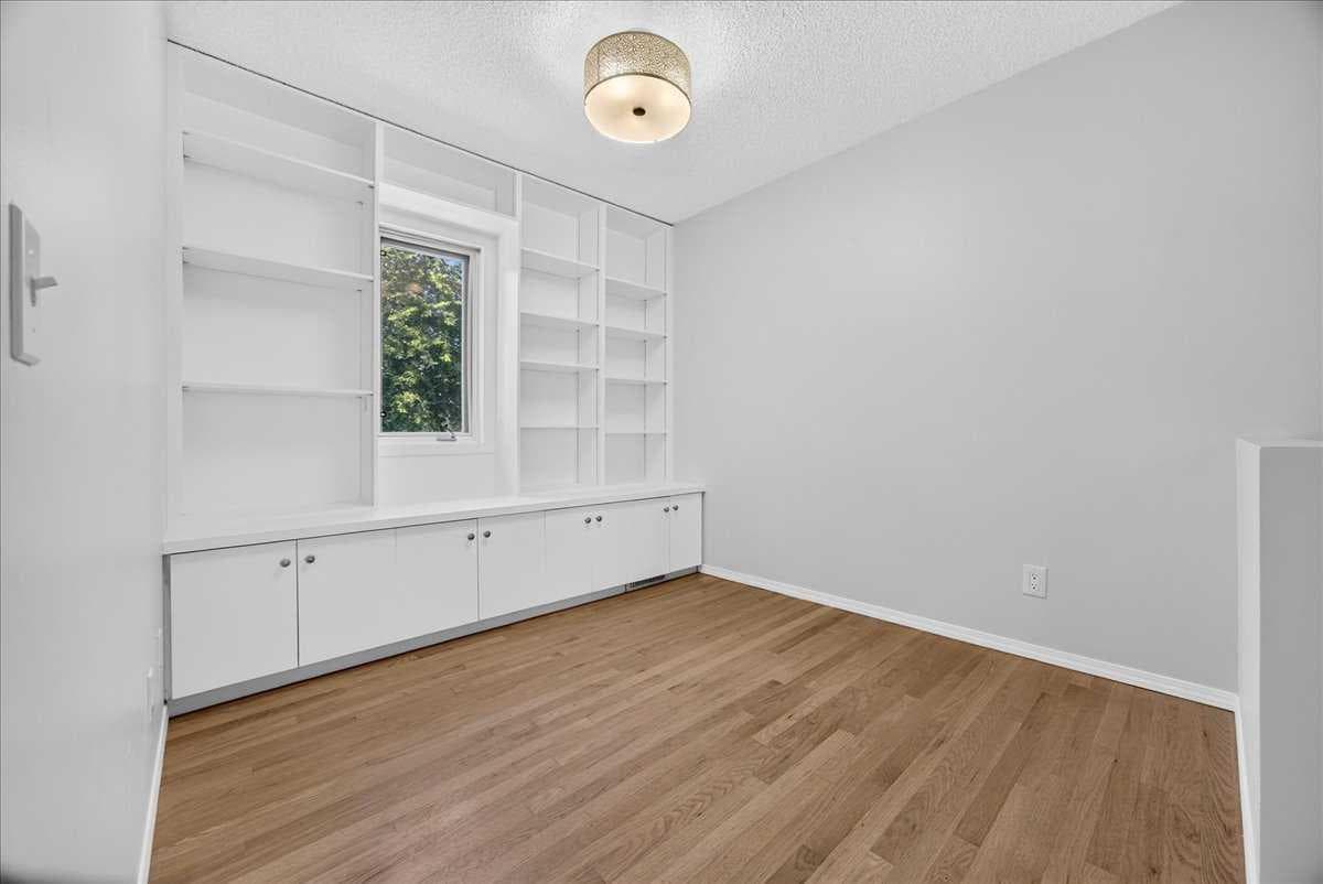 32 Patina Park SW