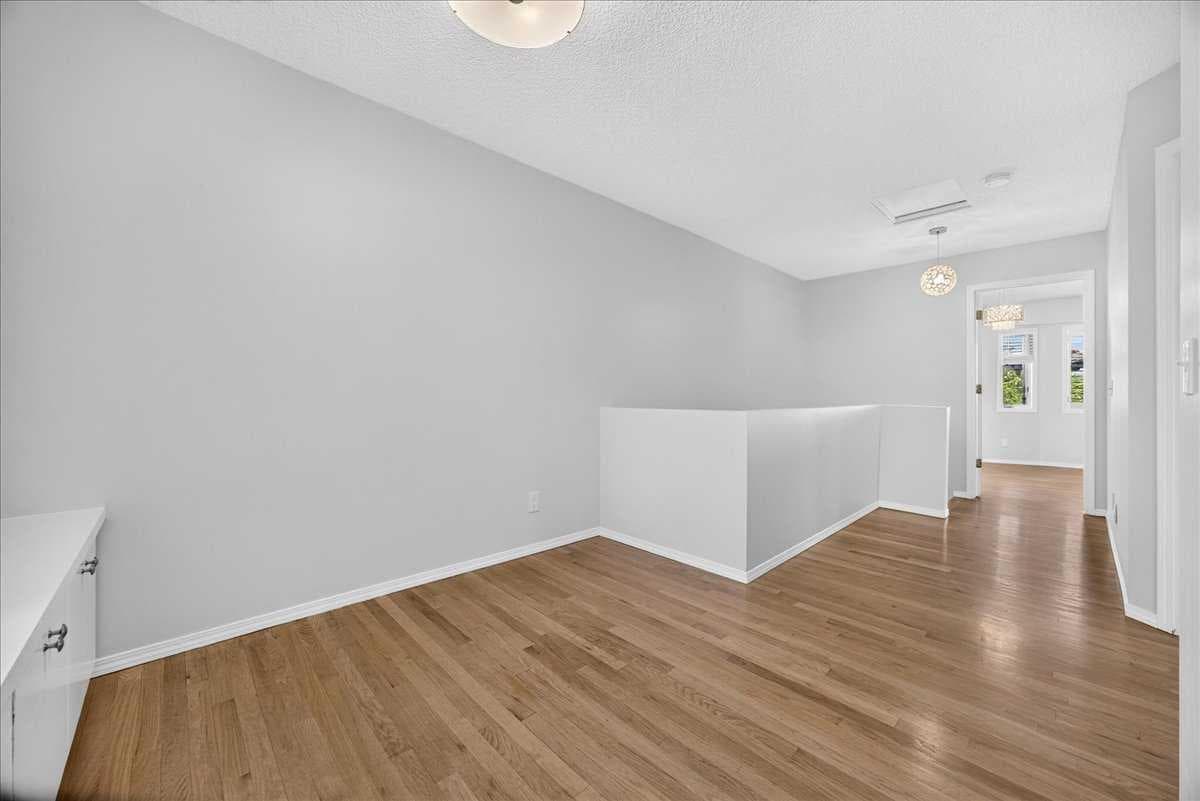 32 Patina Park SW