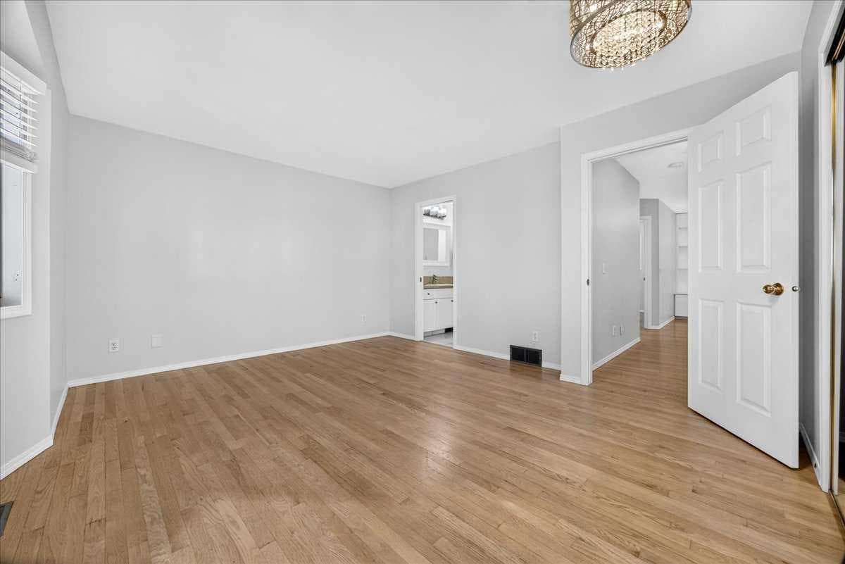 32 Patina Park SW