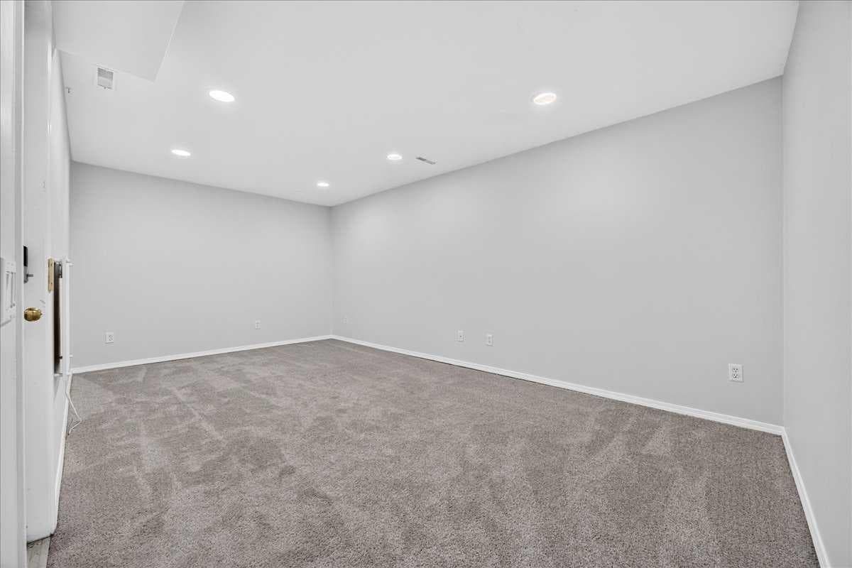 32 Patina Park SW