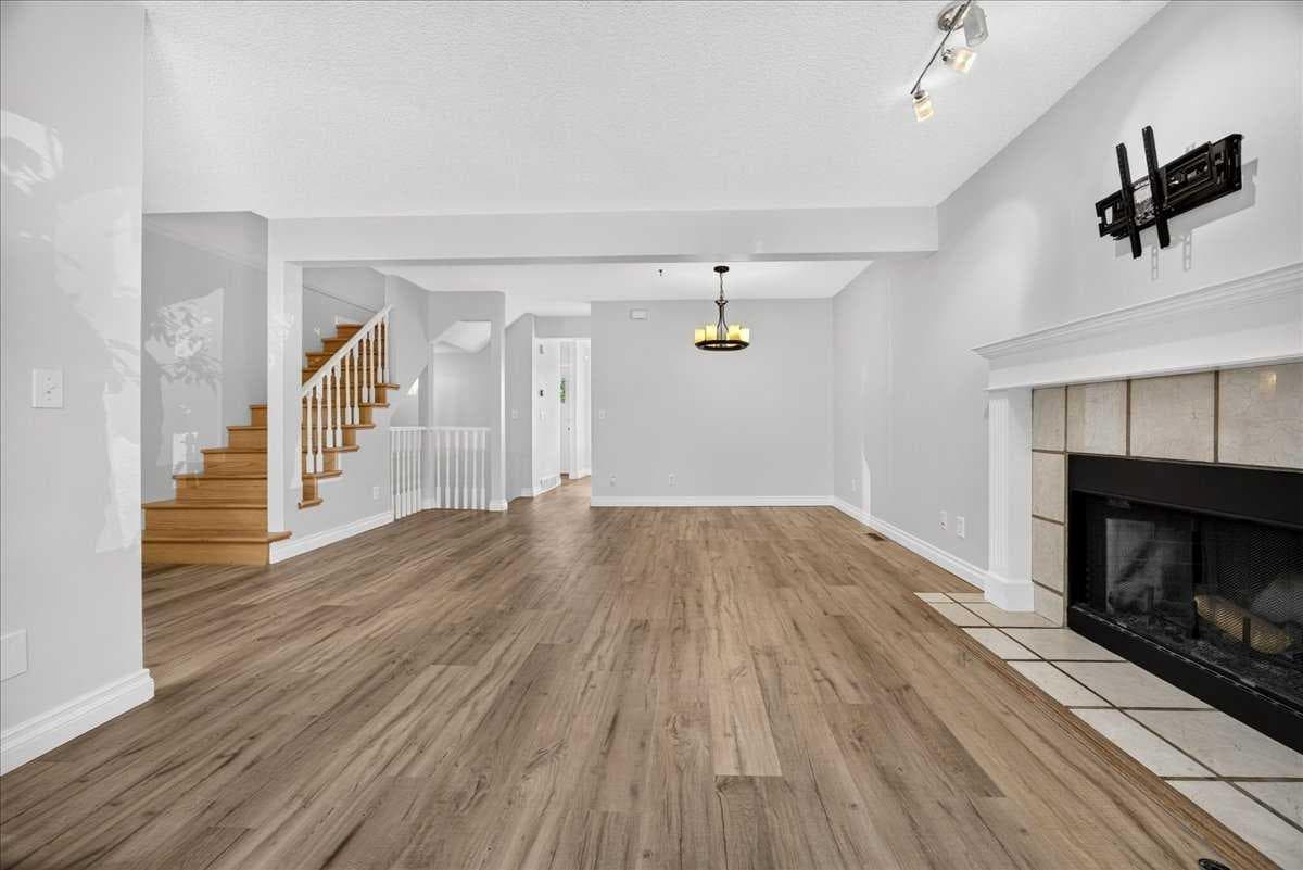 32 Patina Park SW