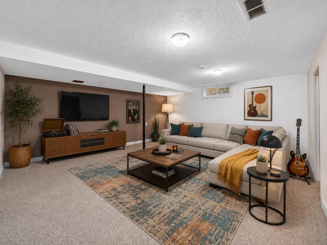 5839 Dalkeith Hill  