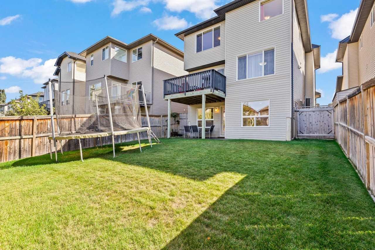 149 Everwoods Close SW