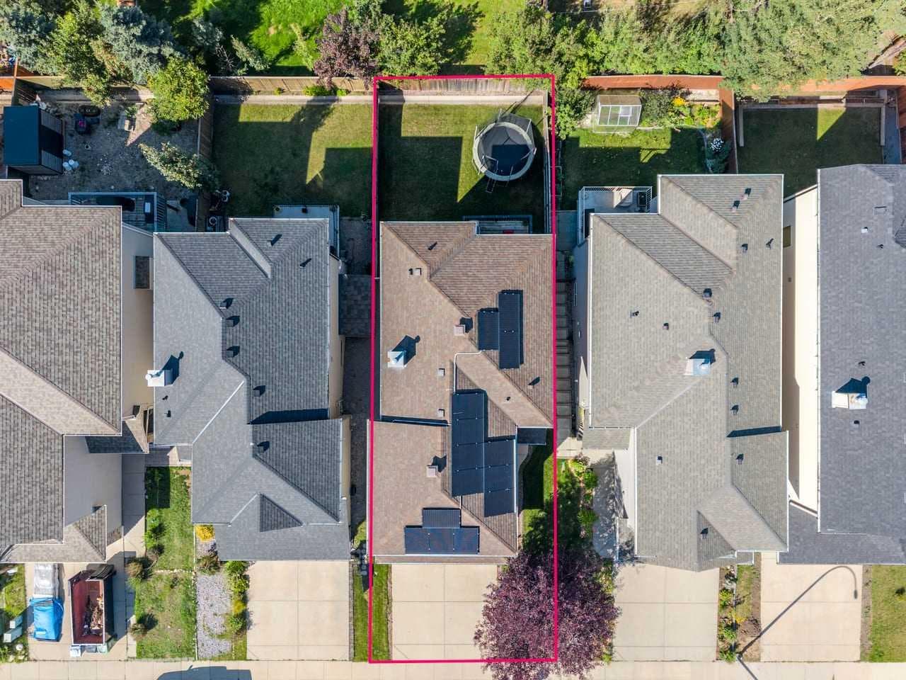 149 Everwoods Close SW