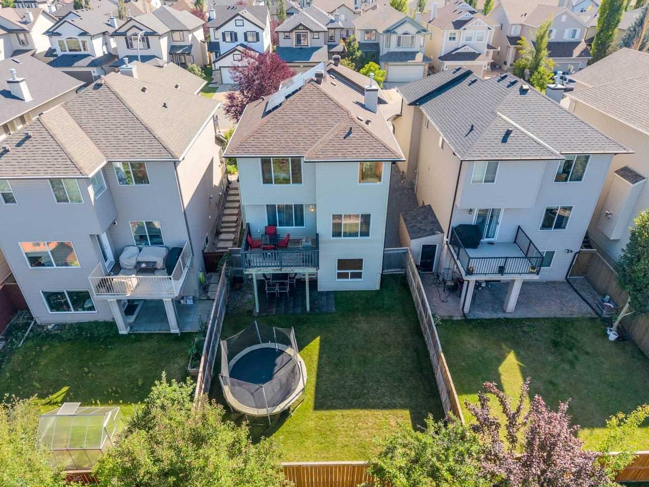 149 Everwoods Close SW